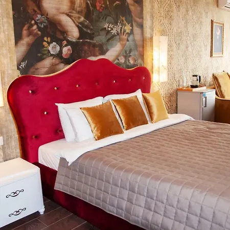 Club Miami Arkadia Otel 4*